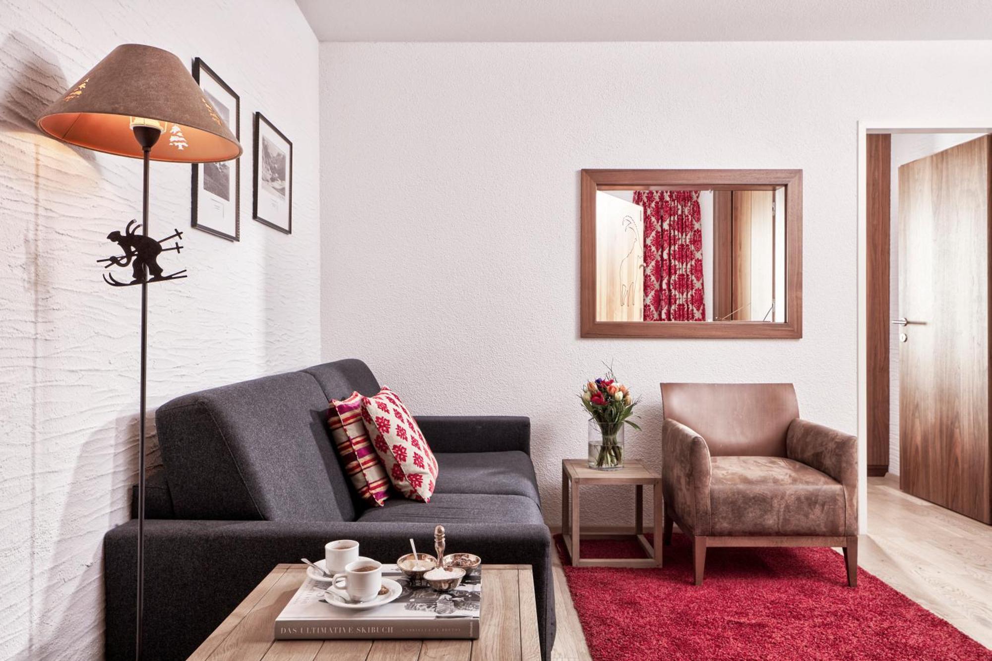 לך אם ארלברג Hotel Goldener Berg מראה חיצוני תמונה