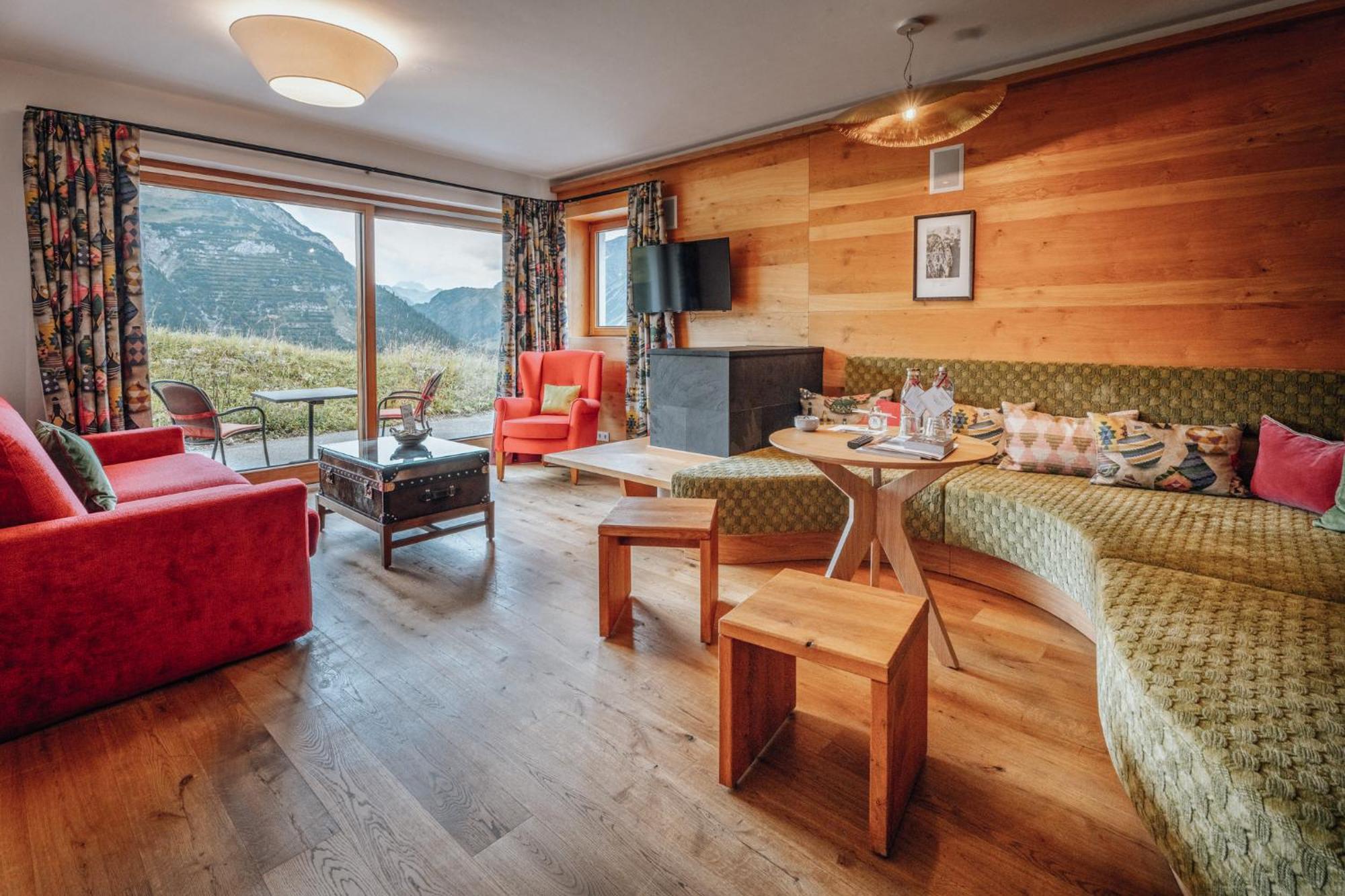לך אם ארלברג Hotel Goldener Berg מראה חיצוני תמונה